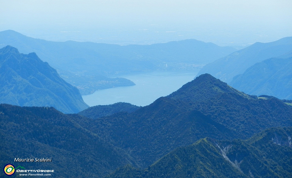 29 Zoom sul Lago di Iseo.JPG